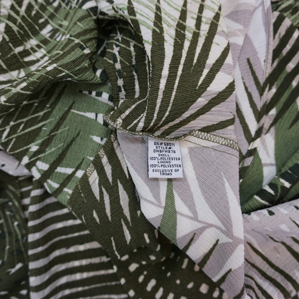 Sangria Sleeveless Keyhole Floral Print Maxi Dress - Picture 5 of 5